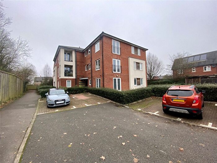 2 Bedroom Flat To Rent In James Butcher Drive, Theale, Reading, Berkshire, RG7