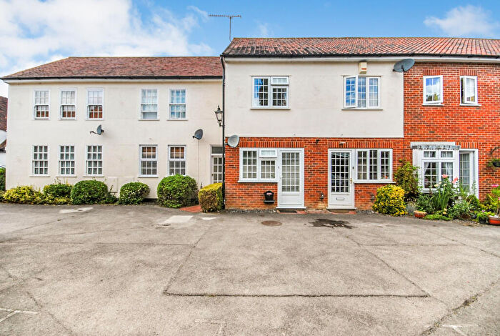 Apartment To Rent In Bell Street, Sawbridgeworth, Hertfordshire, CM21