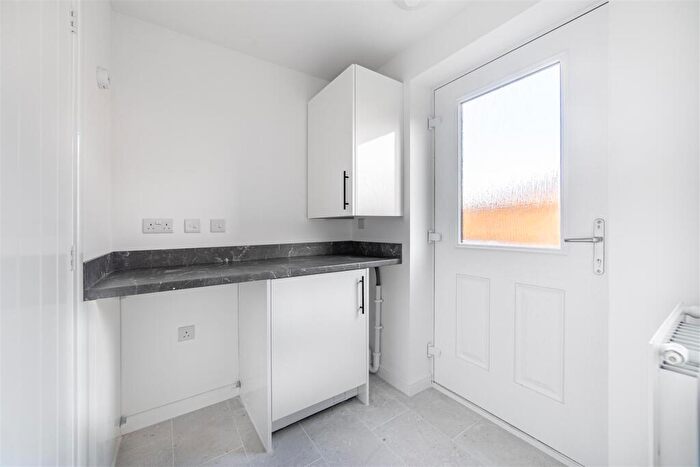 4 Bedroom Detached House To Rent In , Plumeria Drive, NE13