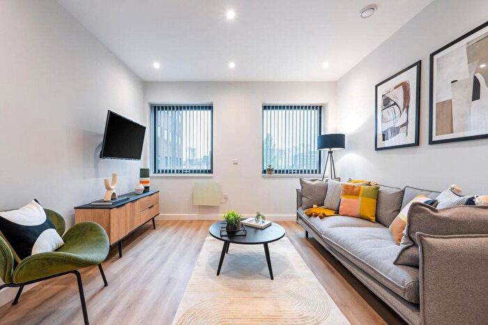 Studio To Rent In Tavistock Street, London, WC2E