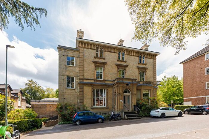 Studio For Sale In West Hill, West Hill, SW15