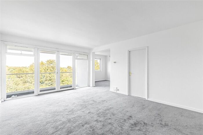 2 Bedroom Apartment To Rent In Roehampton Court, London, SW13