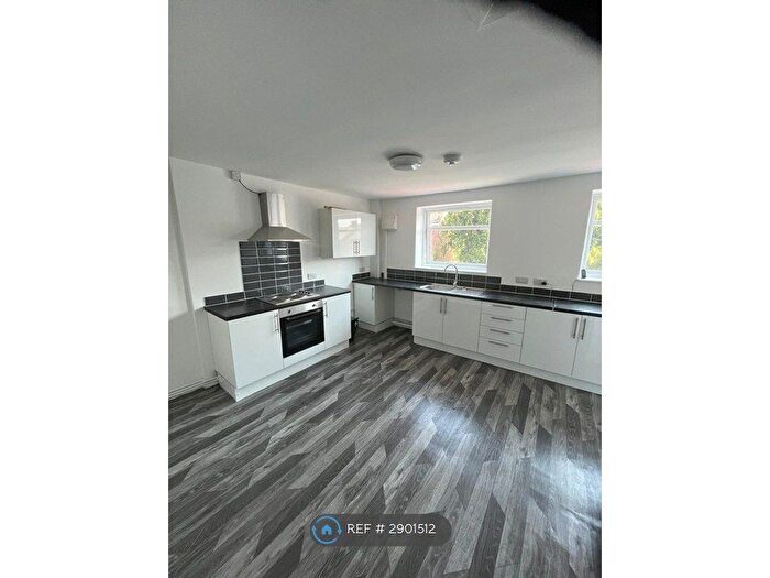 2 Bedroom Flat To Rent In Tean, Tean, Stoke-On-Trent, ST10
