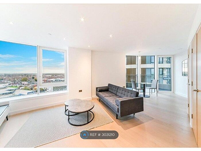 1 Bedroom Flat To Rent In Cambridge Road, Barking, IG11