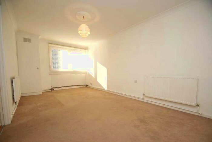 1 Bedroom Apartment To Rent In Mountbatten House, Elvet Avenue, Gidea Park, RM2