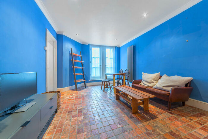 1 Bedroom Apartment To Rent In Gunthorpe Street, London, E1