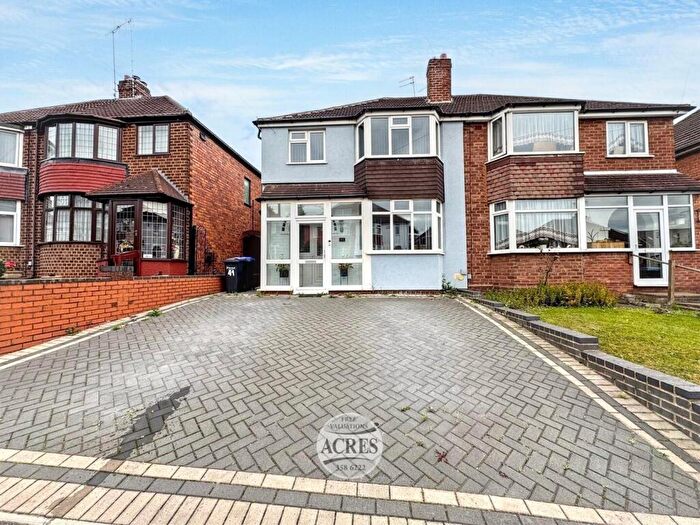 3 Bedroom Semi-Detached House For Sale In Appleton Avenue, Great Barr, Birmingham, B43