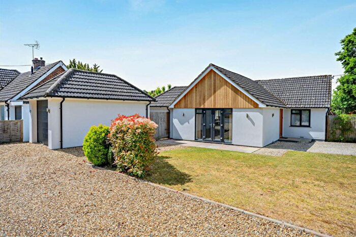 3 Bedroom Bungalow For Sale In Sandy Lane, St Ives, Ringwood, BH24