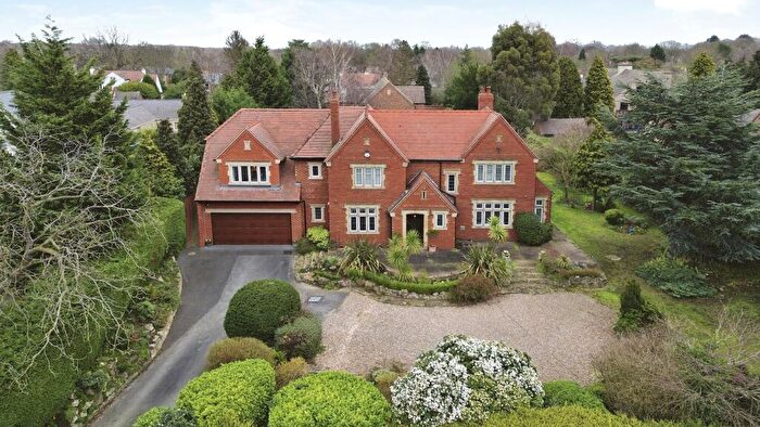 6 Bedroom Detached House For Sale In High Tor, Bawtry Road, Bessacarr, Doncaster, DN4