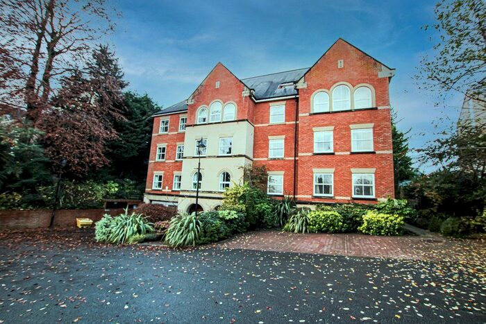 3 Bedroom Flat To Rent In Little Mere Court, 42 Ashley Road, Altrincham WA14