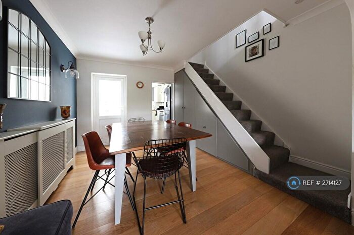 2 Bedroom End Of Terrace House To Rent In Lower Road, Orpington, BR5