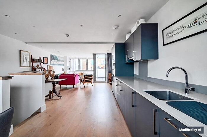 3 Bedroom Flat To Rent In Lexington Street, Soho, W1F