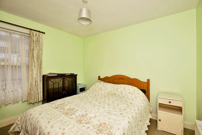 3 Bedroom Terraced House For Sale In Borstal Street, Rochester, Kent, ME1