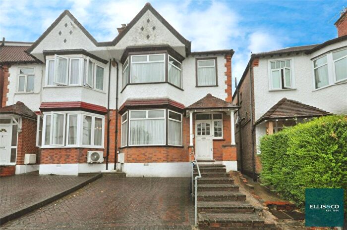 3 Bedroom Semi-Detached House For Sale In Leeside Crescent, Golders Green, NW11