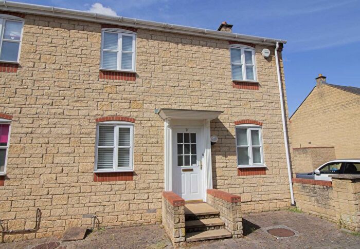 3 Bedroom End Of Terrace House To Rent In Delta Court, Frome, BA11