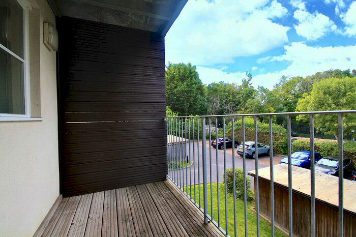 2 Bedroom Apartment To Rent In Tollgate Court, Moreton Road, South Croydon, CR2