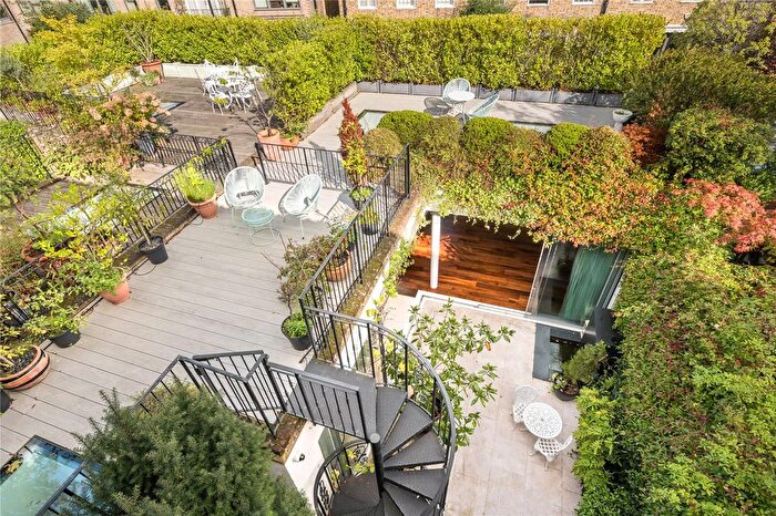 6 Bedroom Terraced House To Rent In Chelsea Square, Chelsea, London, SW3