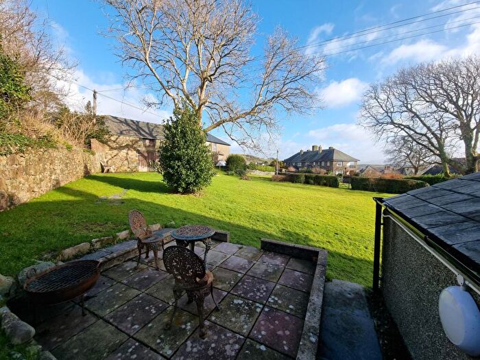 2 Bedroom Semi-Detached House To Rent In Lon Ednyfed, Criccieth, LL52
