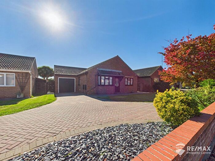3 Bedroom Detached Bungalow For Sale In Shackleton Close, Harwich, CO12