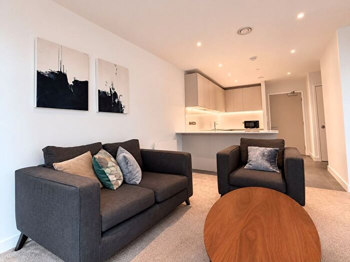 1 Bedroom Flat To Rent In Bury Street, Salford, M3