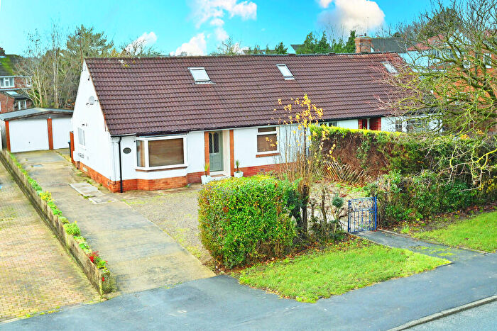 4 Bedroom Semi-Detached Bungalow For Sale In Forest Lane, Harrogate, HG2