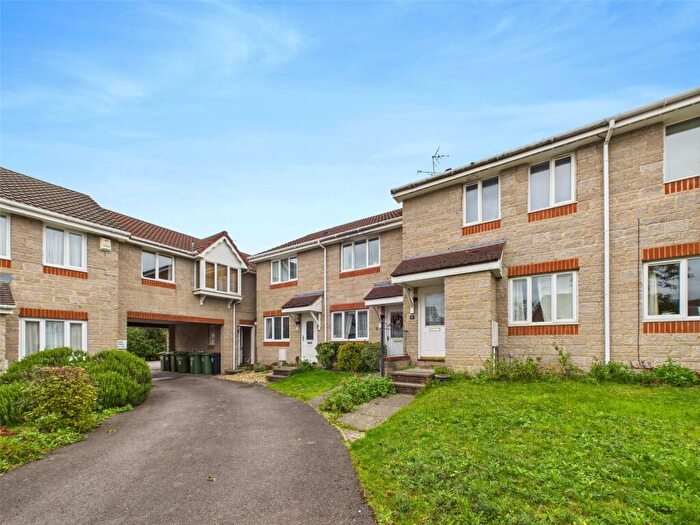 2 Bedroom Terraced House To Rent In Bampton Croft, Bristol, BS16