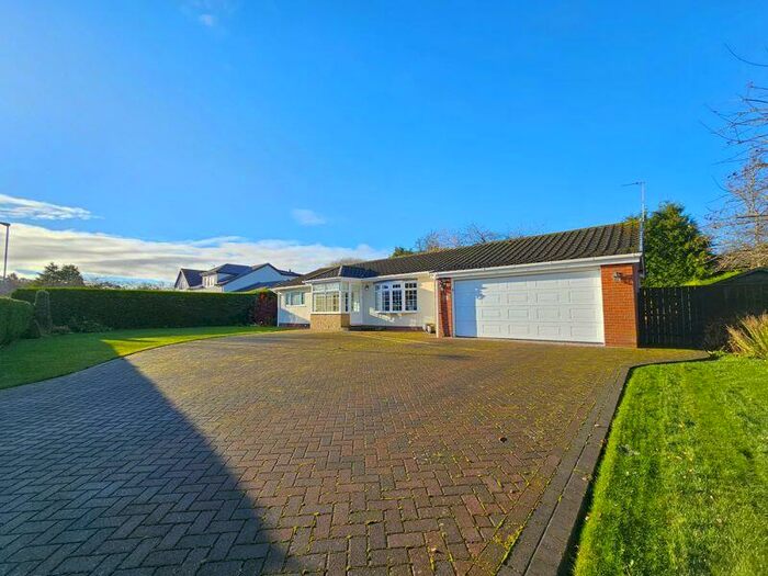 3 Bedroom Bungalow For Sale In Willow Way, Darras Hall, NE20