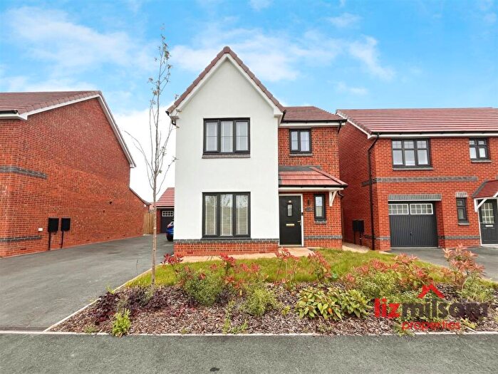 3 Bedroom Detached House For Sale In Thorneywood Road, Drakelow, Burton On Trent, DE15