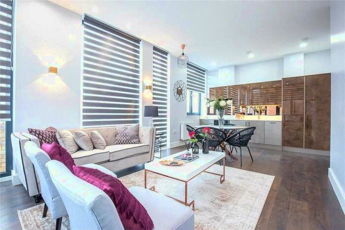 2 Bedroom Apartment To Rent In Bowland House, 30 Lancaster Road, Barnet, EN4