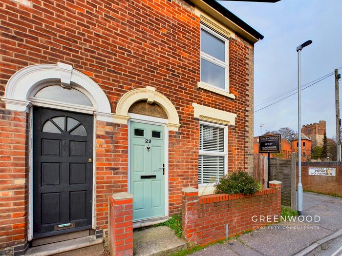 2 Bedroom End Of Terrace House To Rent In Manor Road, Colchester, CO3