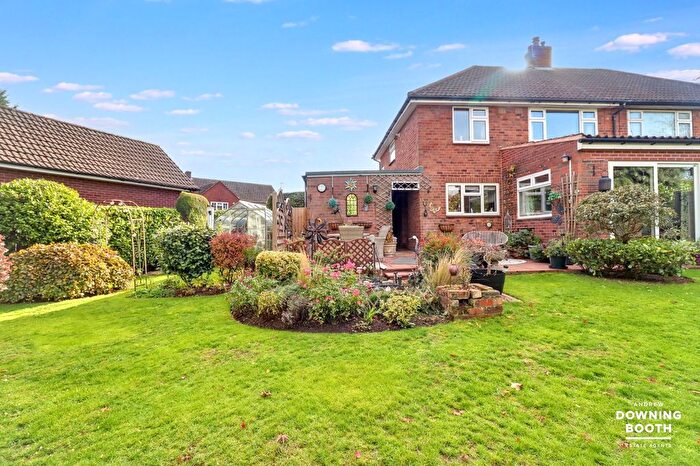 3 Bedroom Semi-Detached House For Sale In Doctors Lane, Shenstone, Lichfield, WS14