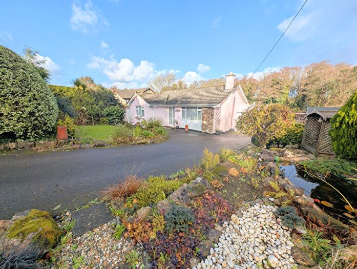 2 Bedroom Bungalow For Sale In Heather Lane, Canonstown, TR27