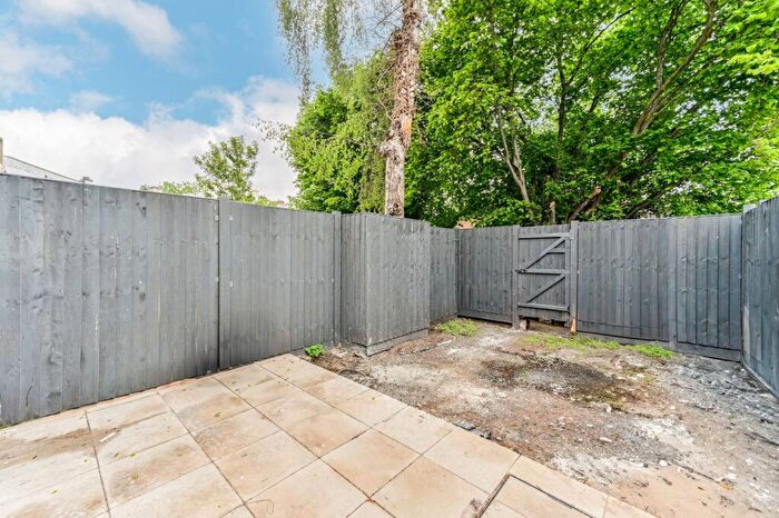 3 Bedroom Terraced House To Rent In Park Road, Orpington, BR5