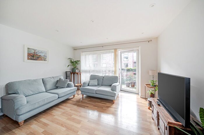 2 Bedroom Flat For Sale In Brindley Court, Letchworth Road, Stanmore, HA7