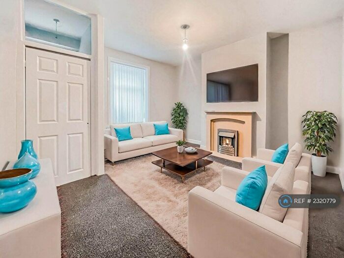 4 Bedroom Terraced House To Rent In Harwood Street, Darwen, BB3