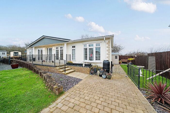 2 Bedroom Mobile/park Home For Sale In Poundstock, Bude, EX23