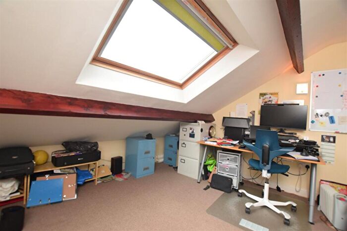 4 Bedroom Terraced House For Sale In Rochdale Road, Middleton, Manchester, M24