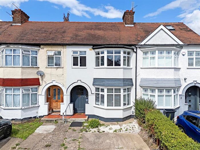 3 Bedroom Terraced House For Sale In Hazelwood Road, Enfield, EN1