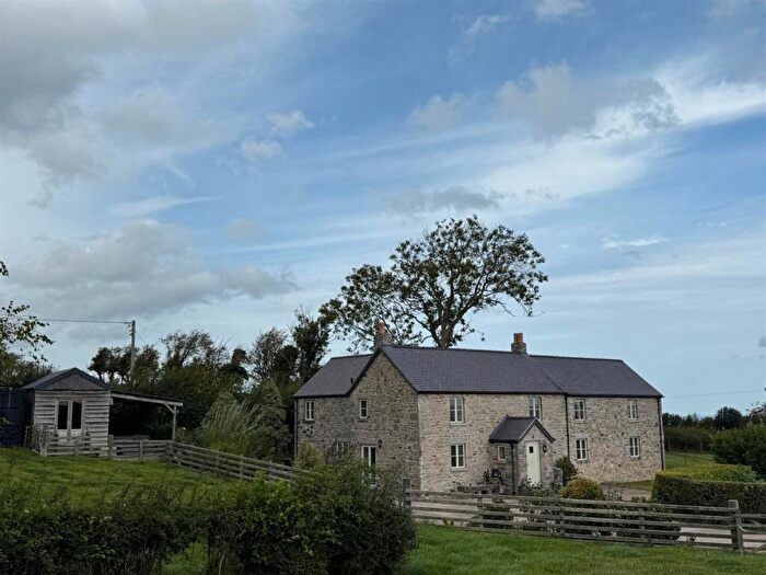 4 Bedroom Detached House To Rent In Llannefydd, LL16