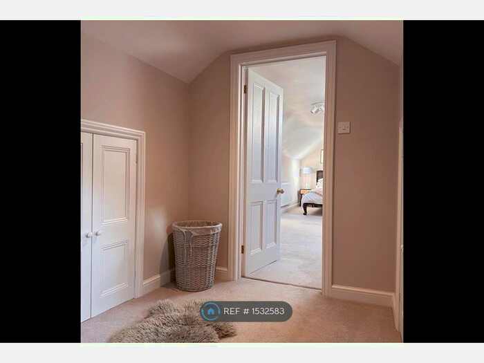 2 Bedroom Maisonette To Rent In South Town, Kenton, Exeter, EX6