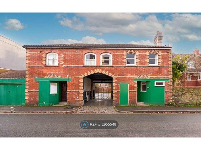 2 Bedroom Semi Detached House To Rent In Alma Vale Road, Bristol, BS8