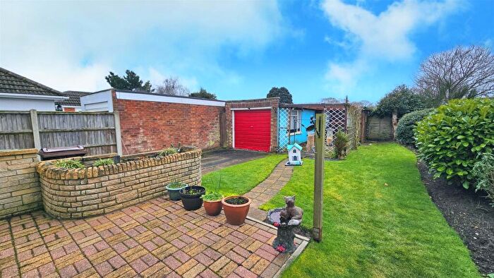 2 Bedroom Semi-Detached Bungalow For Sale In Sycamore Avenue, Bradwell, NR31
