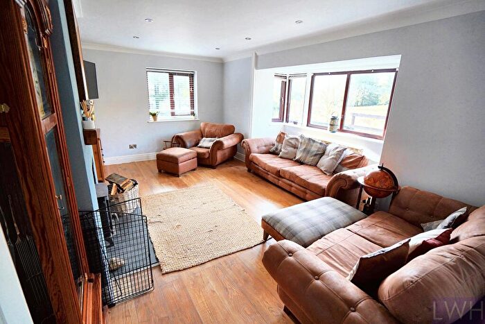 4 Bedroom Detached House For Sale In Mangarwaen, Trawsfynydd - Ac, LL41