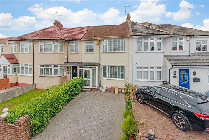 3 Bedroom Terraced House For Sale In Sutherland Avenue, Welling, Kent, DA16
