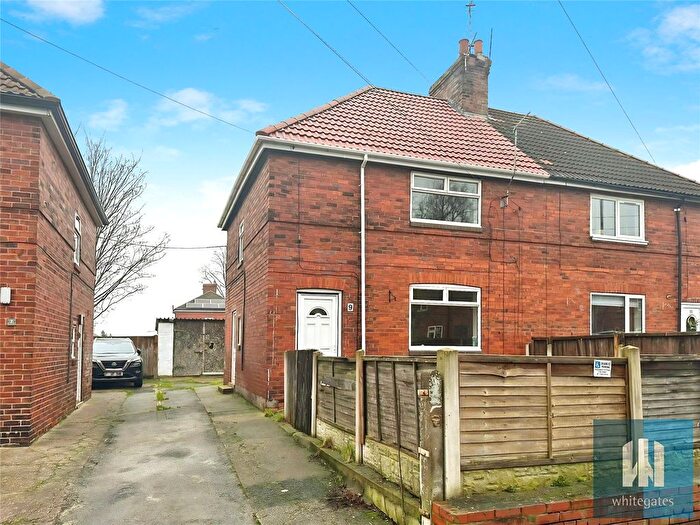3 Bedroom Semi Detached House For Sale In Holmsley Avenue, South Kirkby, Pontefract, West Yorkshire, WF9