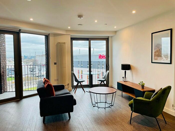 1 Bedroom Flat To Rent In Western Gateway, London, E16