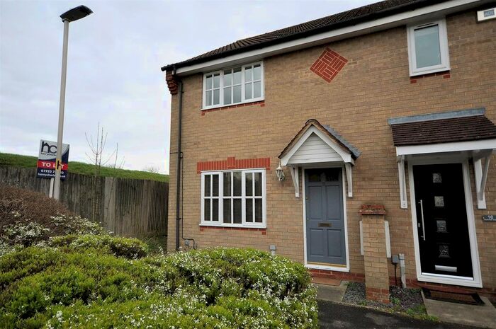 3 Bedroom End Of Terrace House To Rent In Quendell Walk, Hemel Hempstead Industrial Estate, Hemel Hempstead, HP2