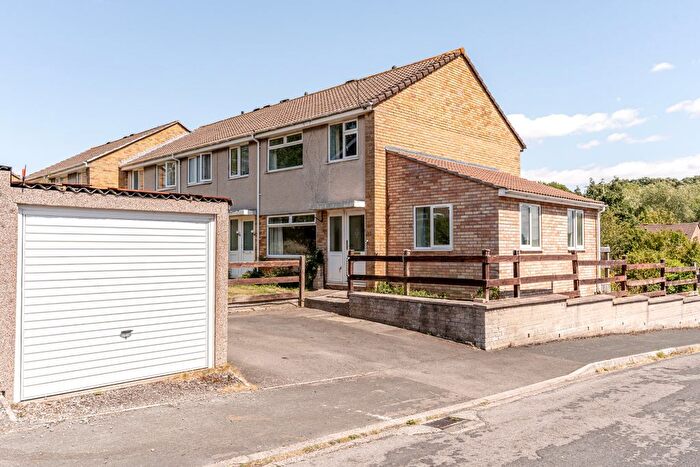 3 Bedroom End Terrace House For Sale In Elm Close, Little Stoke, Bristol, BS34