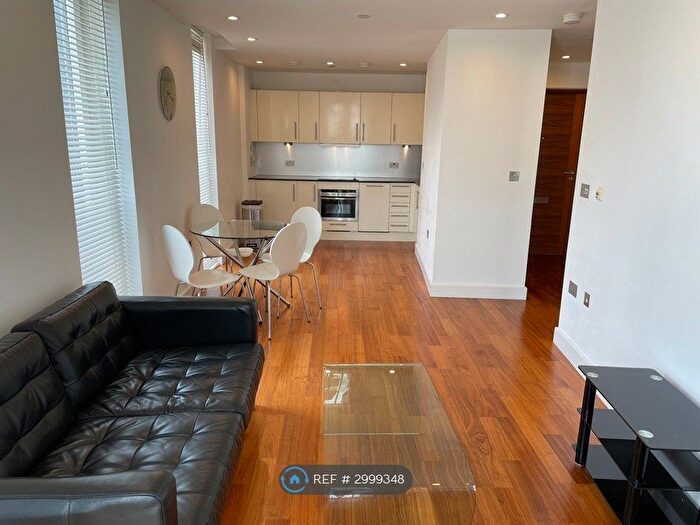 1 Bedroom Flat To Rent In The Hayes, Cardiff, CF10