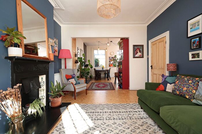 3 Bedroom Terraced House For Sale In Wolseley Road, Bristol, BS7